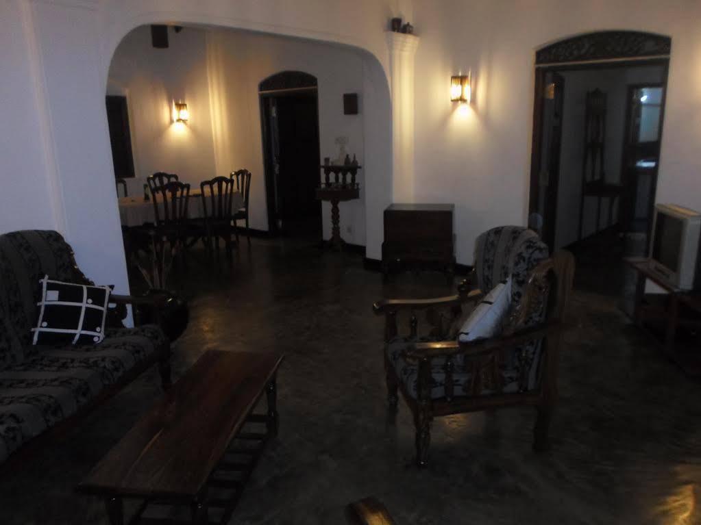 Hôtel Chitra Ayurveda à Bentota Extérieur photo